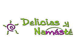 logo delicias y namaste